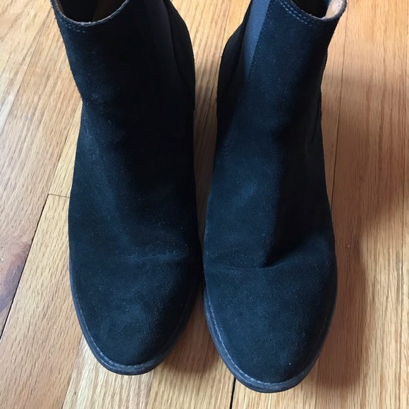 Hunter Black Suede Chelsea Ankle Boots - Picture 2 of 7